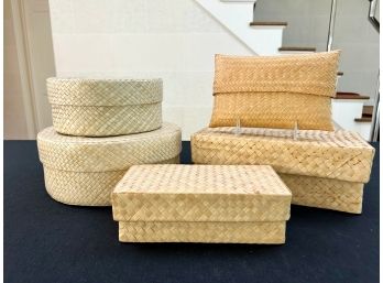 Straw Basket Grouping