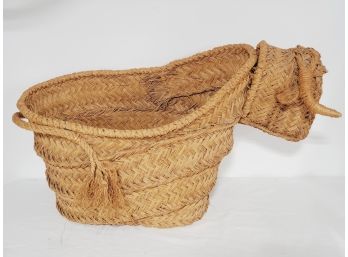 Vintage Wicker Rattan Minotaur Bull Steer Cow Head Large Open Basket