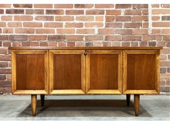 Vintage Mid Century Modern Lane Cedar Chest