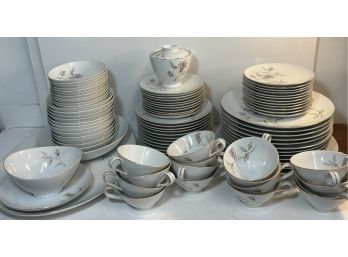 HUGE Lot Of Over 90 Pieces Of Mikasa Fine China