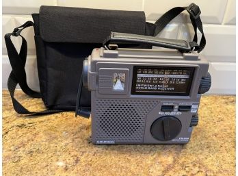 Grundig AM/FM Radio FR-200 World Band Receiver - Wind Up Emergency Power