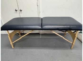 Earthlite Folding Massage Table  - Maximum Weight 400lb  71'L