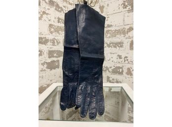 Incredible New Old Stock Dark Navy Blue Breautyskin Ladies Gloves - Size 6