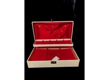 Vintage New Old Stock Ladies Jewelry Box W/ Red Interior