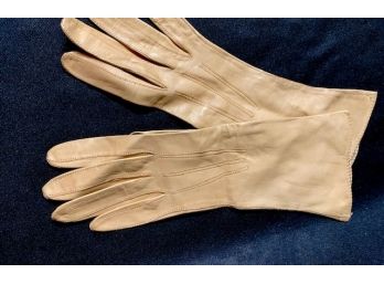 Vintage Ladies Almondized Beautyskin Driving Gloves