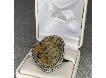 Very Pretty Sterling Silver / 925 Cocktail Ring With Hardstone / Hand Painted Details - Very Pretty Ring