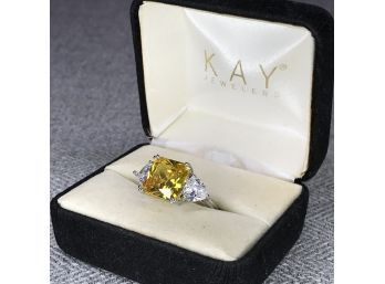 Spectacular Sterling Silver / 925 With Sparkling Yellow Topaz Flanked By Glittering White Zircons - WOW !