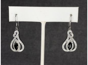 Very Elegant 925 / Sterling Silver Earring With Black Onyx And Dozens Of Sparkling White Topaz - WOW !
