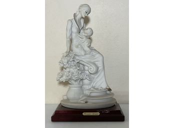 Giuseppe Armani Figurine, Mother & Child, Maternity W Flowers