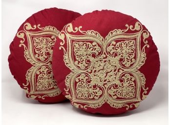 EnVogue 'Paisley Royale' Round Embroidered Throw Pillows- A Pair