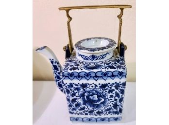 Small Very Pretty Vintage Chinese Blue And White Teapot With Brass Handle