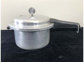 Mirro-Matic Aluminum Stove Top Pressure Cooker With Giggler Valve