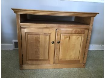 Solid Wood TV Cabinet