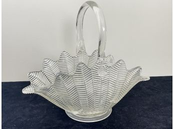 Vintage L.E. Smith Bride's Basket, Ribbed Feather Pattern, Bread Basket