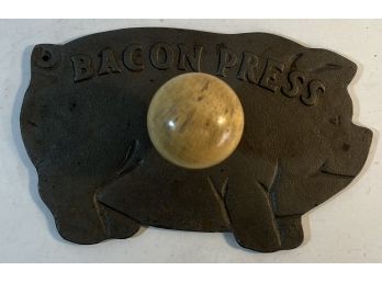 Vintage Iron Pig-shaped Bacon Press With Wood Handle