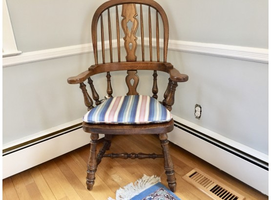 Kling Collection Oak Accent Chair