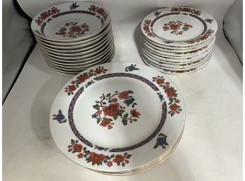 Crown Ming Fine China ~ Old Imari ~ Service For 4