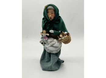 Byers Choice Caroler W/hangtag ~ The Cries Of London ~ Doll Maker