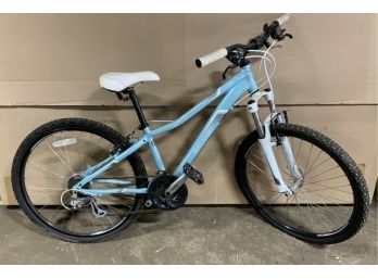 Raleigh Eva 3.0 Women's Mountain Bike ~ Light Blue ~
