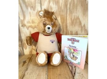 Authentic 1985 TEDDY RUXPIN With Book