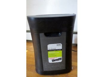 Royal 12 Sheet Paper Shredder - In Working Condition