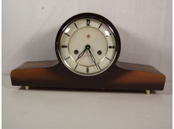 Vintage 555 Shanghai China Mantel Clock