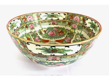 Chinese Porcelain Famille Rose Medallion Large Bowl