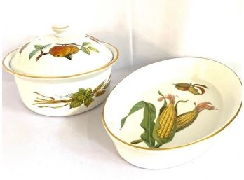 Pairing Of Vintage Royal Worcester Fine Porcelain Tableware