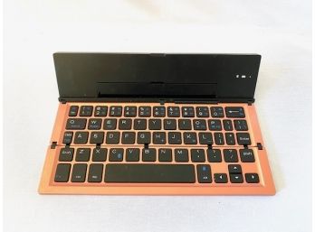 Geyes Pale Pink Folding Keyboard
