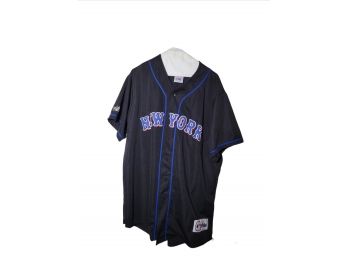 Old School Majestic New York Mets ( Metropolitans ) Jersey.  - - - - - - - - - - - - Loc: AG Closet.