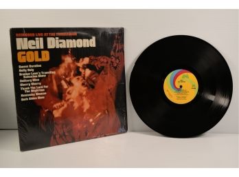 Neil Diamond - Gold On Universal City Records