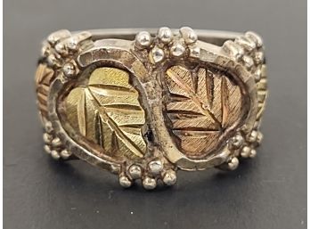 VINTAGE BLACK HILLS GOLD STERLING SILVER & 12K GOLD GRAPE LEAF RING