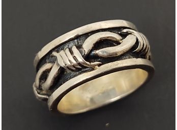 VINTAGE STERLING SILVER BARBED WIRE BAND RING