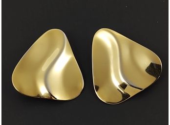 VINTAGE DESIGNER GIVENCHY GOLD TONE WAVE CLIP ON EARRINGS