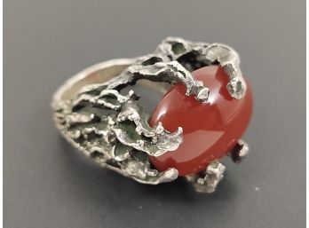 VINTAGE MID CENTURY BRUTALIST STERLING SILVER CARNELIAN RING