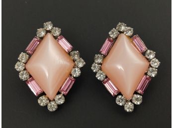 VINTAGE DESIGNER CORO RHINESTONE & MOONGLOW LUCITE CLIP ON EARRINGS