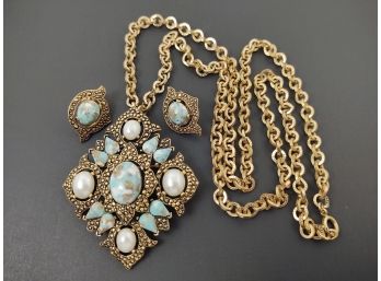 VINTAGE SARAH COVENTRY FAUX PEARL & TURQUOISE NECKLACE & EARRINGS SET