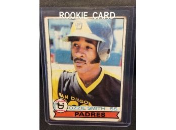 1979 Topps Ozzie Smith Rookie Card - M
