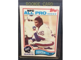 1982 Topps Lawrence Taylor Rookie Card - M