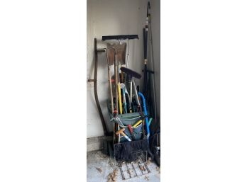 Great Homeowners Yard Tool Lot