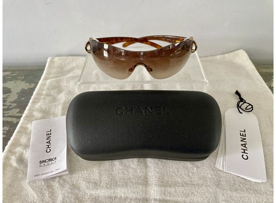 Chanel Shield Rimless Brown Gold CC Logo Sunglasses