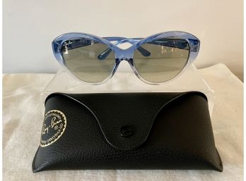 Ray-Ban Cat Eye Sunglasses In Blue, RB4163
