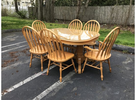 Oak Table With Windsor Style Chairs