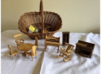 Lot Of Assorted Miniature Doll House Furniture (study)