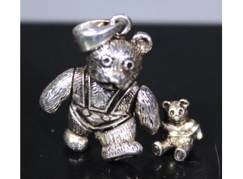 Heavy Well Crafted Sterling Silver Teddy Bear And Baby Pendant