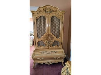 Vintage Glen Traditionals, Inc, PA, For  Romo Furniture Armoire 'Pol. Wheat Bone & Silver'