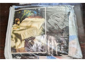 LL Ltd. (Linda Le Ltd) Duvet/Comforter Cover