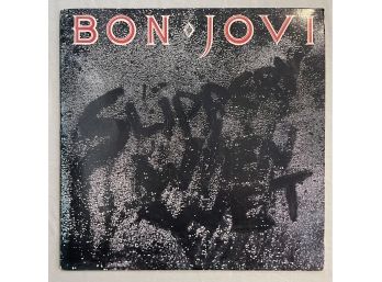 Bon Jovi - Slippery When Wet 422-830264-1 M-1 VG Plus