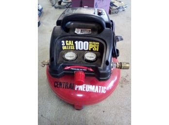 Working Central Pneumatic Compressor Model #60637 - Serial #371761915