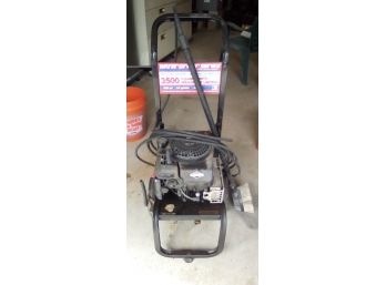 Water Driver Series Pressure Washer From DeVilbiss Air Power Company Model WGV1721 - 2.0 GPM Vol., 1750 PSI